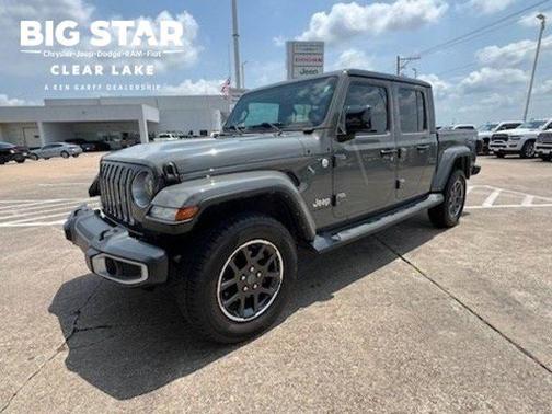 2022 Jeep Gladiator Overland