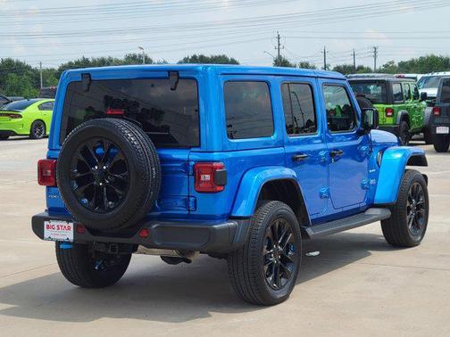 2022 Jeep Wrangler Unlimited 4xe Sahara