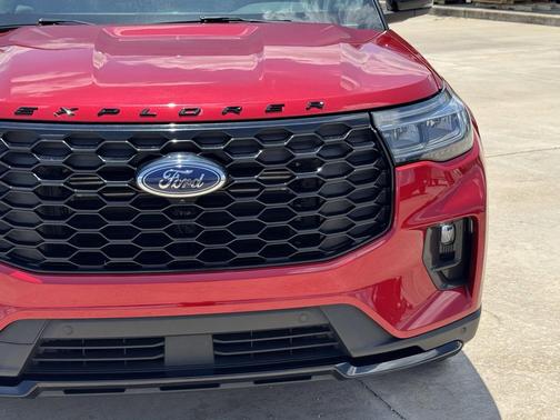 Red Metallic 2025 Ford Explorer ST-Line