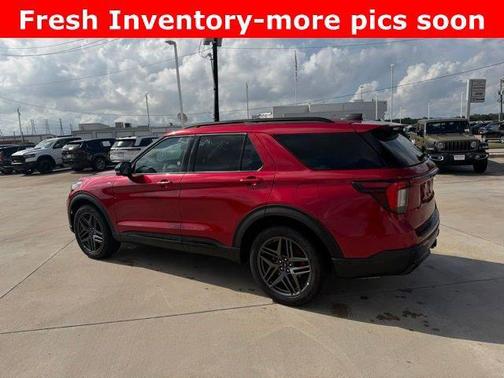 Red Metallic 2025 Ford Explorer ST-Line