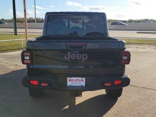 2025 Jeep Gladiator Mojave X