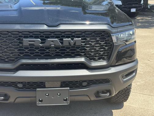 Diamond Black Crystal Pearlcoat 2026 RAM 1500 Rebel