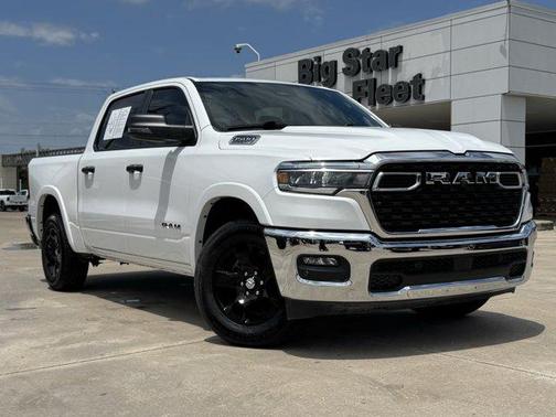 Bright White Clearcoat 2025 RAM 1500 Big Horn/Lone Star