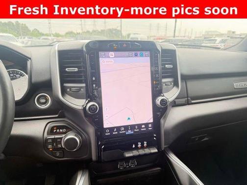 Bright White Clearcoat 2025 RAM 1500 Big Horn/Lone Star