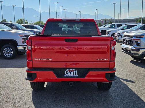 2023 Chevrolet Silverado 1500 Custom