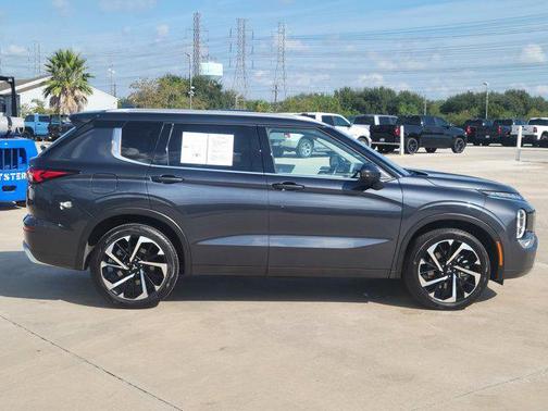 2024 Mitsubishi Outlander SEL