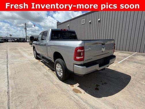 Billet Silver Metallic Clearcoat 2024 RAM 2500 Laramie