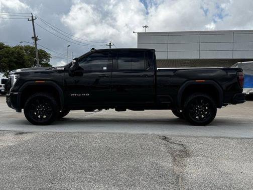 2025 GMC Sierra 2500 AT4