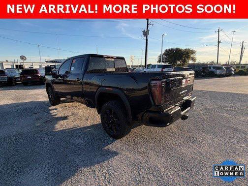 2025 GMC Sierra 2500 AT4