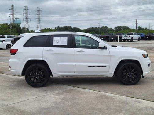 2018 Jeep Grand Cherokee Altitude