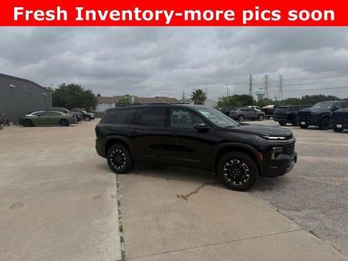 Mosaic Black Metallic 2025 Chevrolet Traverse AWD Z71