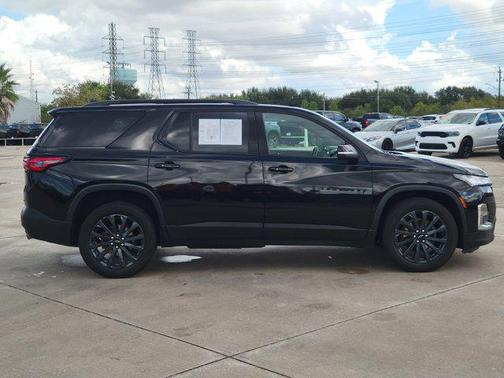 2022 Chevrolet Traverse RS