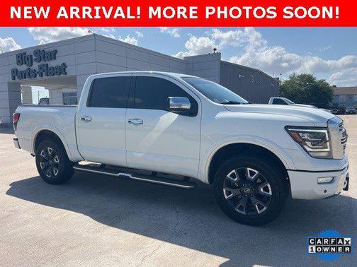 2023 Nissan Titan Platinum Reserve