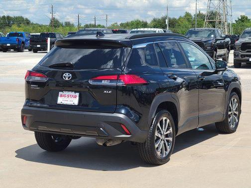 2023 Toyota Corolla Cross XLE