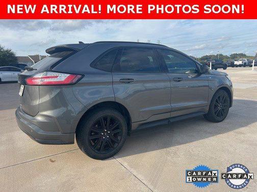 2022 Ford Edge ST Line