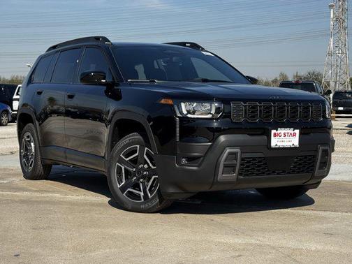 2026 Jeep Cherokee Laredo