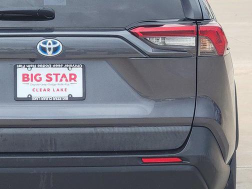 2020 Toyota RAV4 Hybrid LE