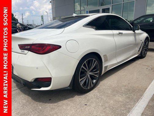 2017 INFINITI Q60 2.0t Premium