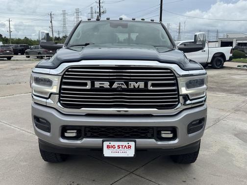 Patriot Blue Pearlcoat 2020 RAM 2500 Laramie