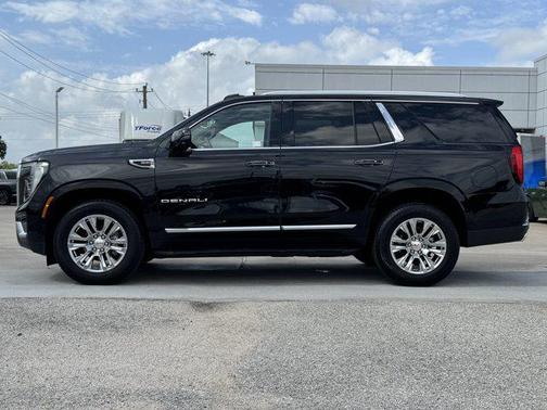 Onyx Black 2025 GMC Yukon Denali