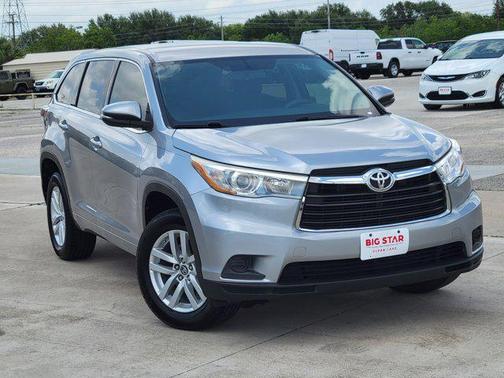 2016 Toyota Highlander LE