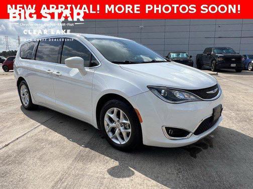 2020 Chrysler Pacifica Touring