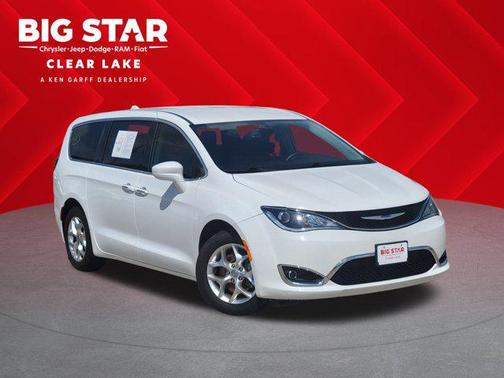 2020 Chrysler Pacifica Touring