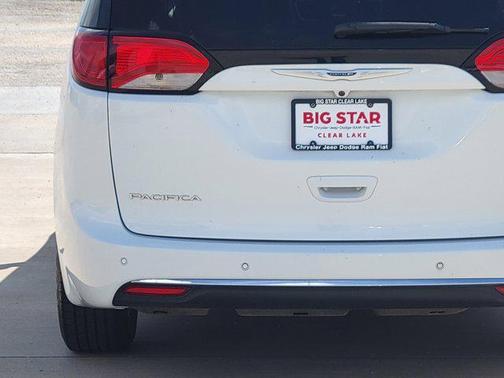 2020 Chrysler Pacifica Touring