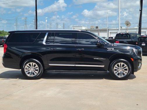 2024 GMC Yukon XL Denali