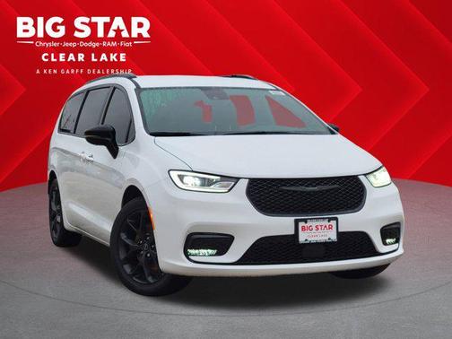 2026 Chrysler Pacifica L