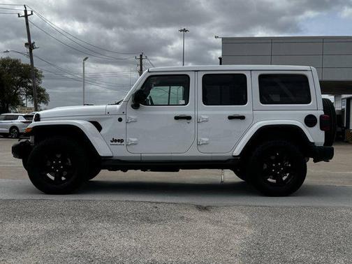 2023 Jeep Wrangler Sahara Altitude