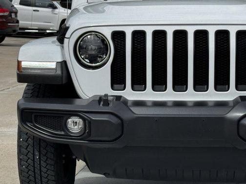 2023 Jeep Wrangler Sahara Altitude