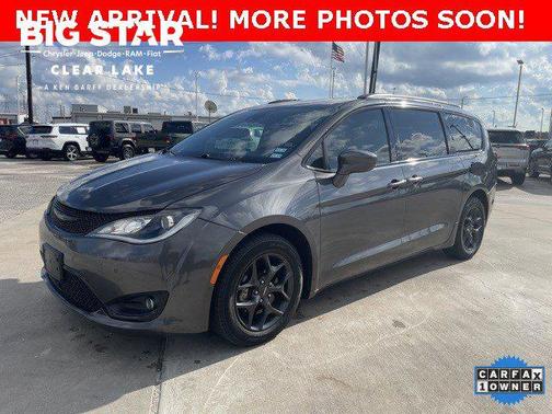 2018 Chrysler Pacifica Touring-L Plus