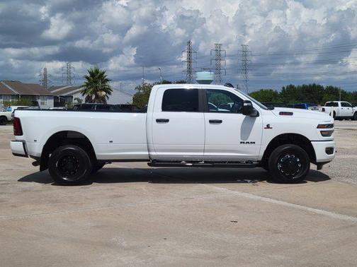 2026 RAM 3500 Lone Star