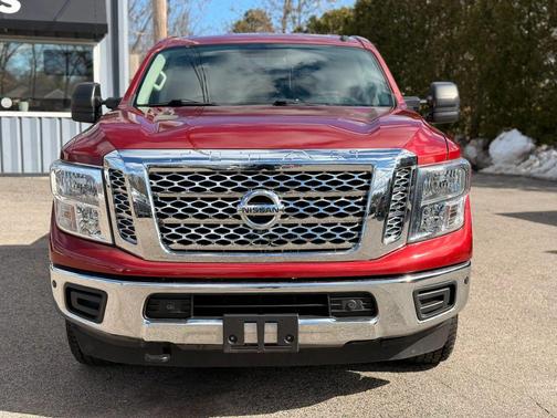 Cayenne Red Metallic 2019 Nissan Titan XD SV