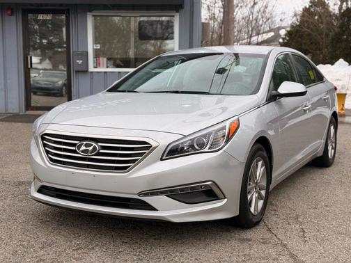 Symphony Silver 2015 Hyundai SONATA SE