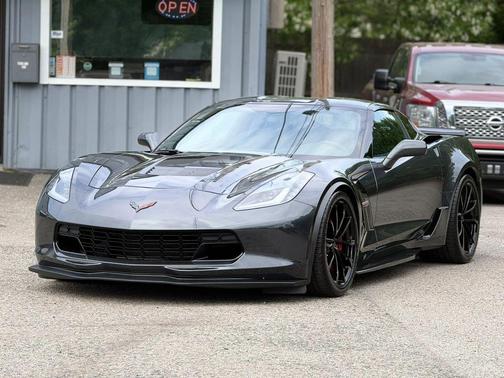 Watkins Glen Gray Metallic 2017 Chevrolet Corvette Grand Sport