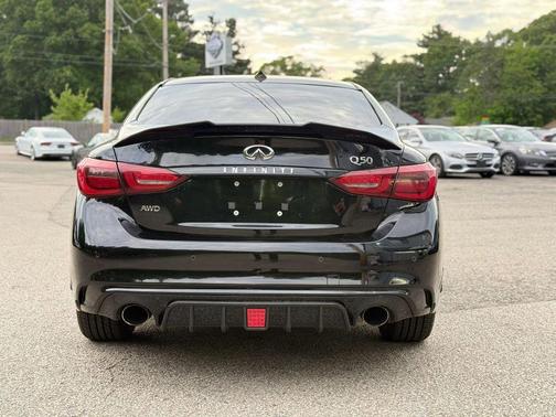Black 2018 INFINITI Q50 3.0t LUXE