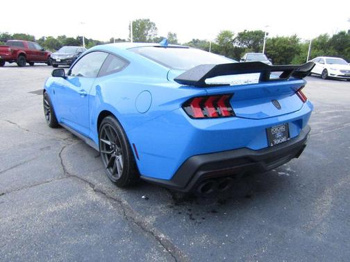 2025 Ford Mustang Dark Horse