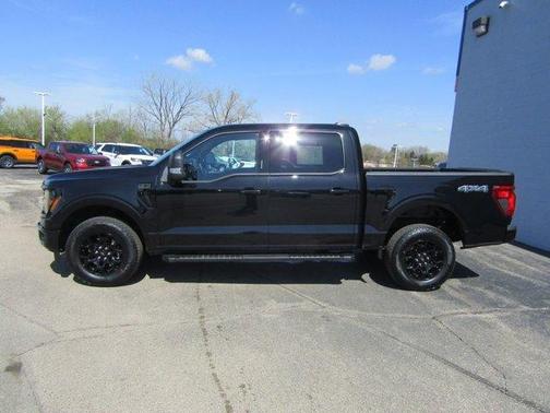 Agate Black Metallic 2024 Ford F-150 XLT