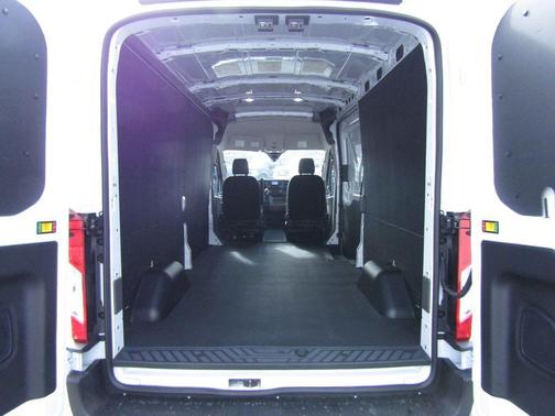 2025 Ford Transit-250 148 WB Medium Roof Cargo