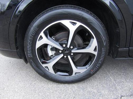 2023 Ford Escape ST-Line Elite