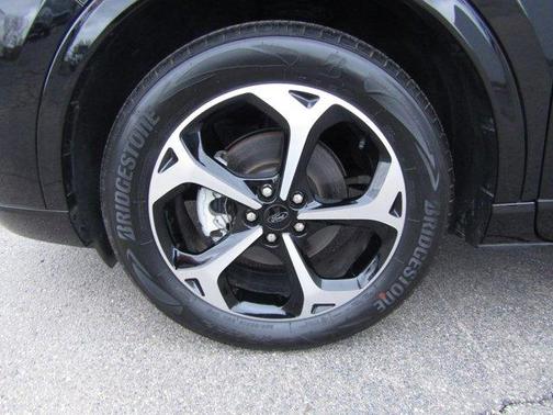 2023 Ford Escape ST-Line Elite