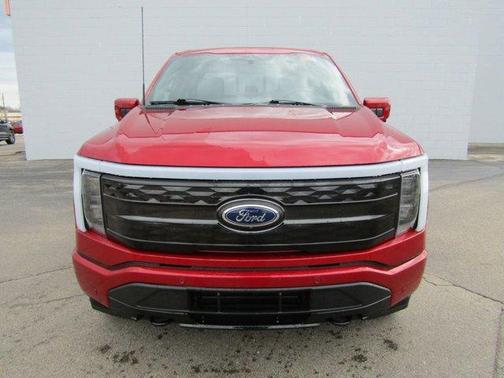2023 Ford F-150 Lightning Platinum