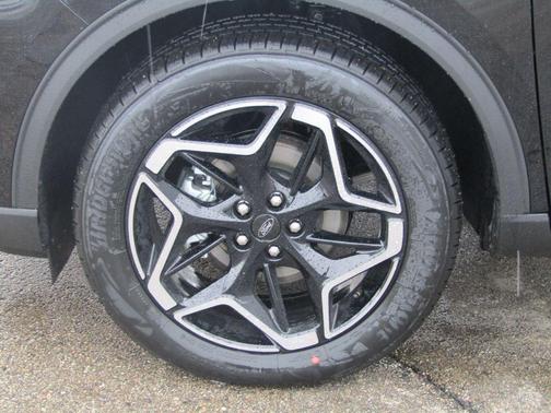 2026 Ford Escape Platinum