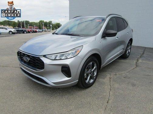Silver Metallic 2023 Ford Escape ST-Line
