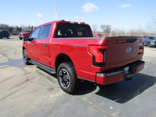 2023 Ford F-150 Lightning XLT