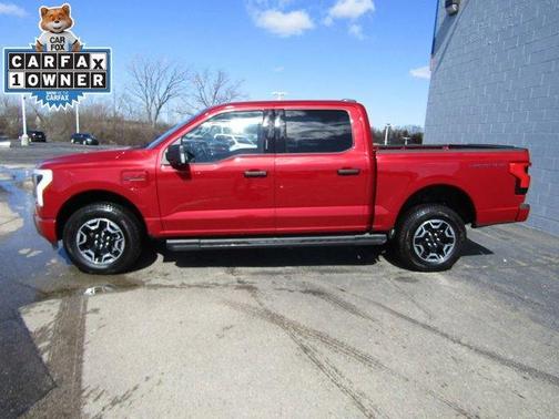 2023 Ford F-150 Lightning XLT