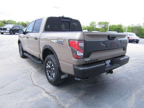2024 Nissan Titan PRO-4X