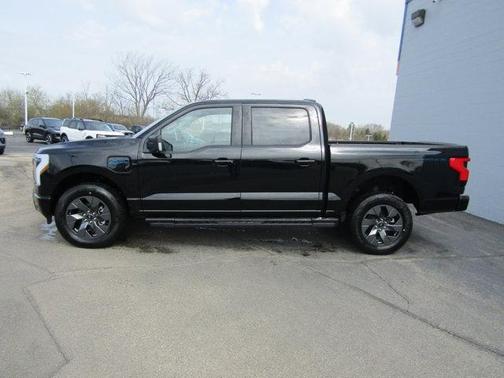 2025 Ford F-150 Lightning Flash